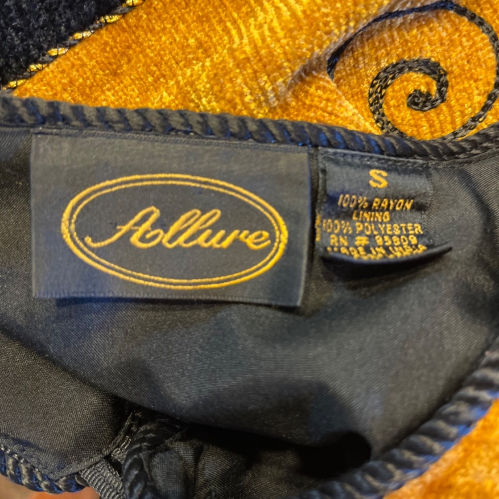 Allure jacket Small - Picture 6 of 6